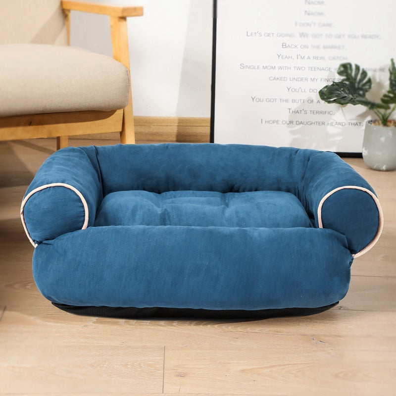 Warm & Cozy Pet Sofa Bed - Winter Comfort | EcoUrbanPaws