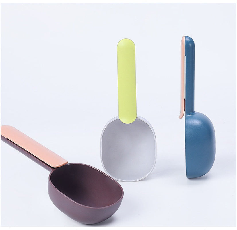 Pet Food Spoon - Easy Feeding & Hygienic Solution | EcoUrbanPaws